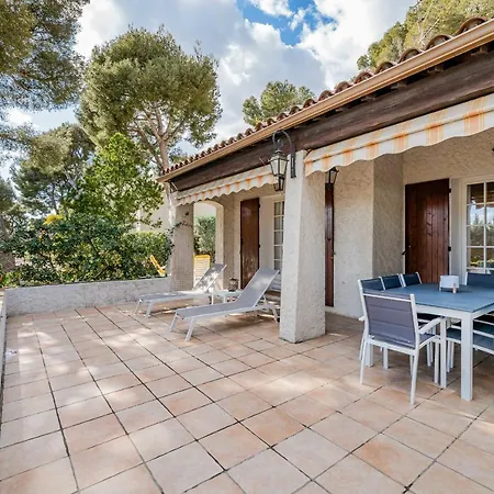 L'escapade Par Dodo A Каси