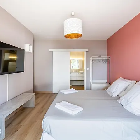 L'escapade Par Dodo A *